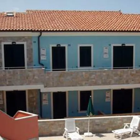 Terrazze Sul Mare Alla Ciaccia 아파트 *
